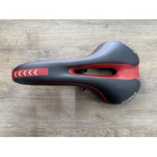 Седло MTB SA026
